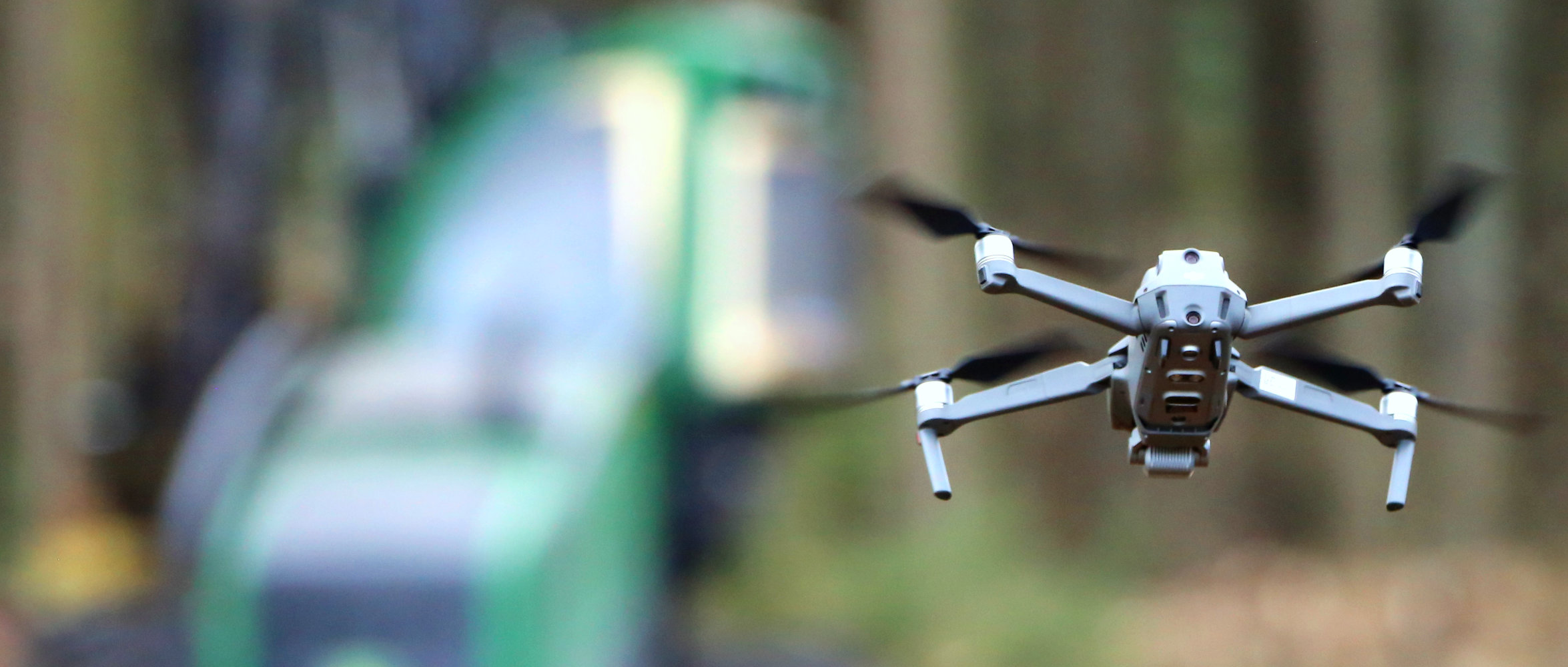 Filmaufnahmen mit Drohne und Harvester